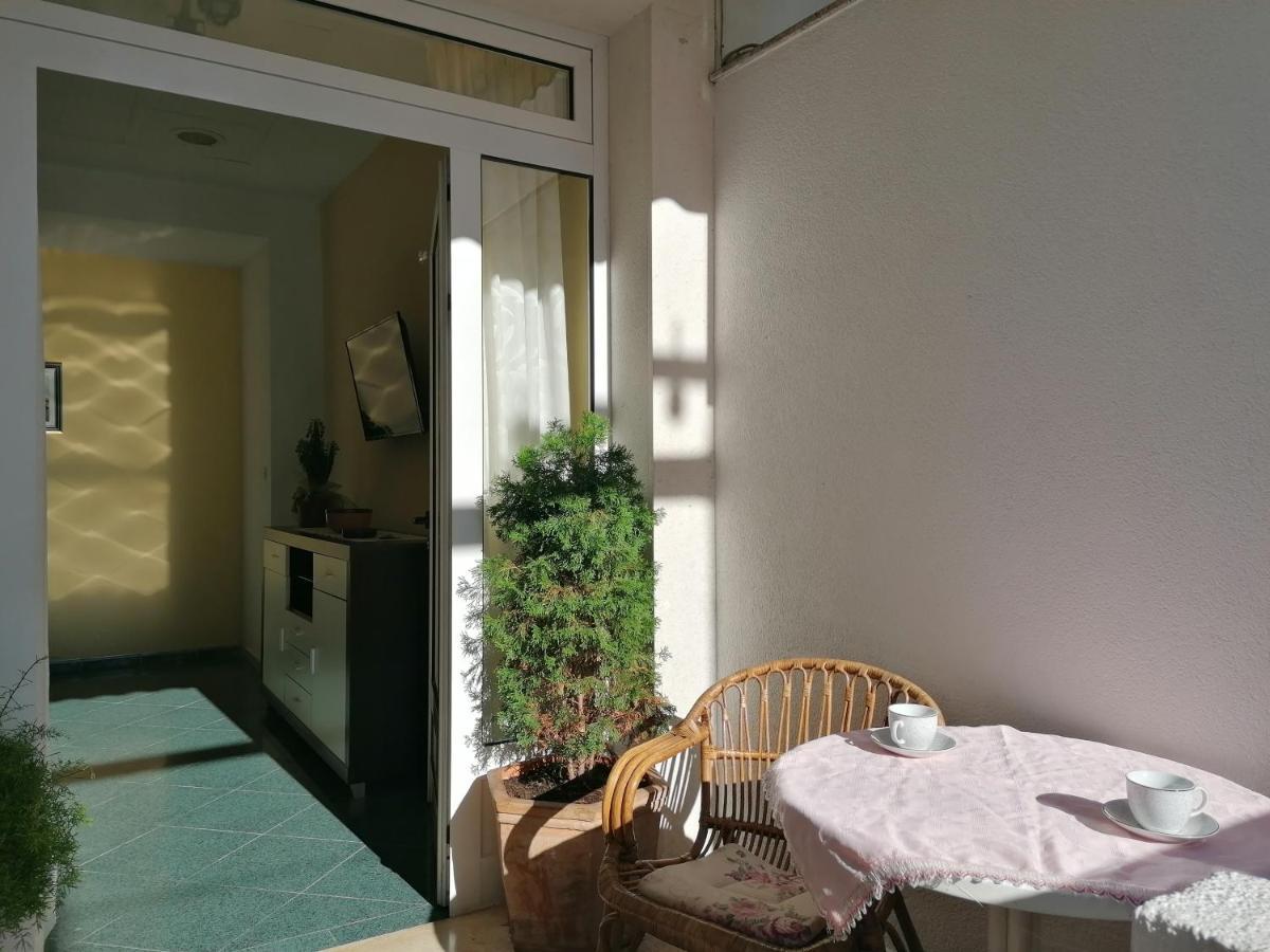 Apartments Melinda Baška Voda المظهر الخارجي الصورة