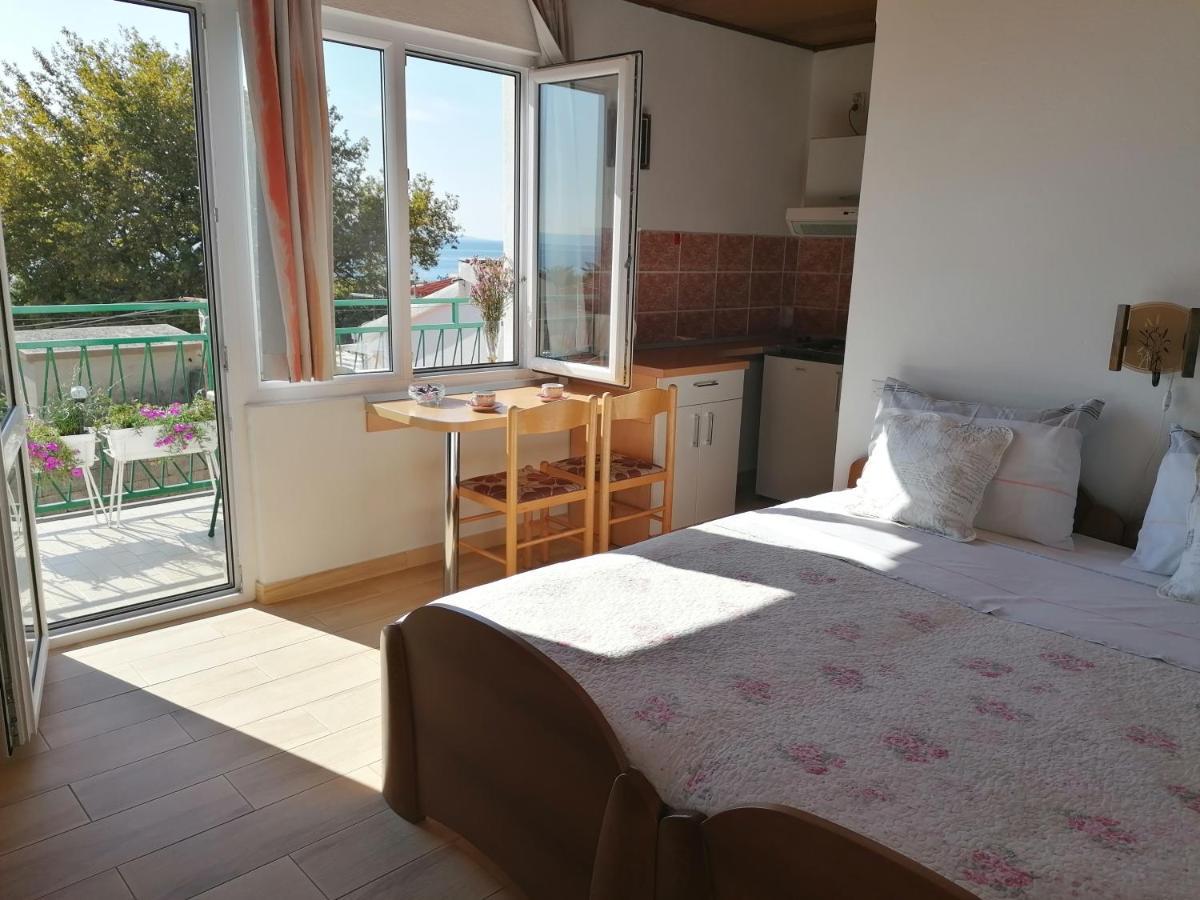 Apartments Melinda Baška Voda المظهر الخارجي الصورة